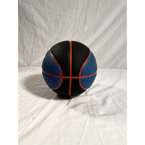 Nike Mini Basketball Size 3 - Picture 4 of 5